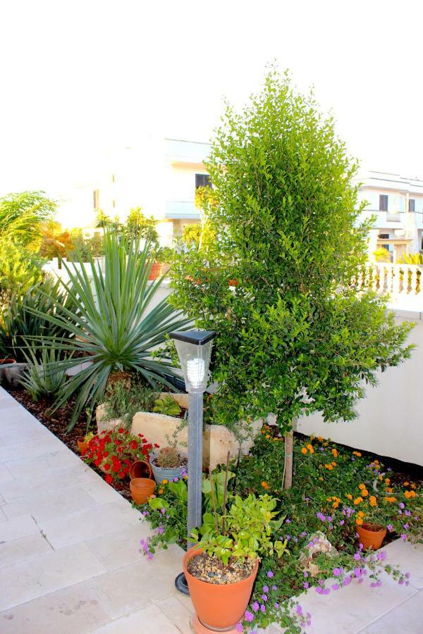 B&B Barone Castro  Экстерьер фото